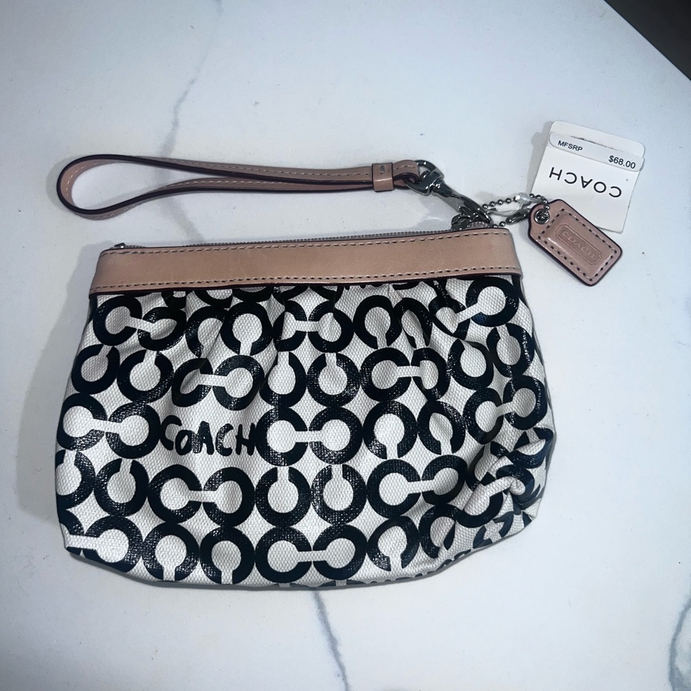 NWT Coach Black and Cream Patterned Wristlet
